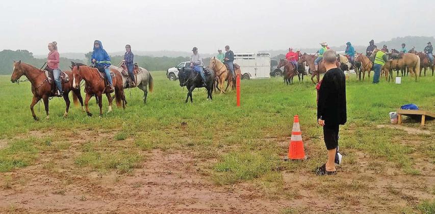 MS Trail Ride ropes in riders