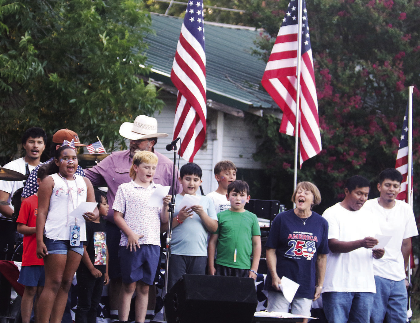DUBLIN CELEBRATES USA B-DAY