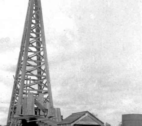 With the Desdemona oil boom underway, well rigging like this was showing up all over the area. This photo was probably made for investors in Nashville, so they could see how their investment dollars were being used. This photo was made from the original glass plate in the Dublin Historical Museum. | Dublin Historical Museum archive photo