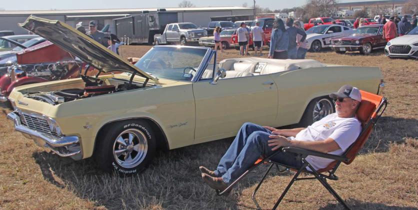 Hundreds swarm Stephenville Airport for Car Show, Fly-In, Mor