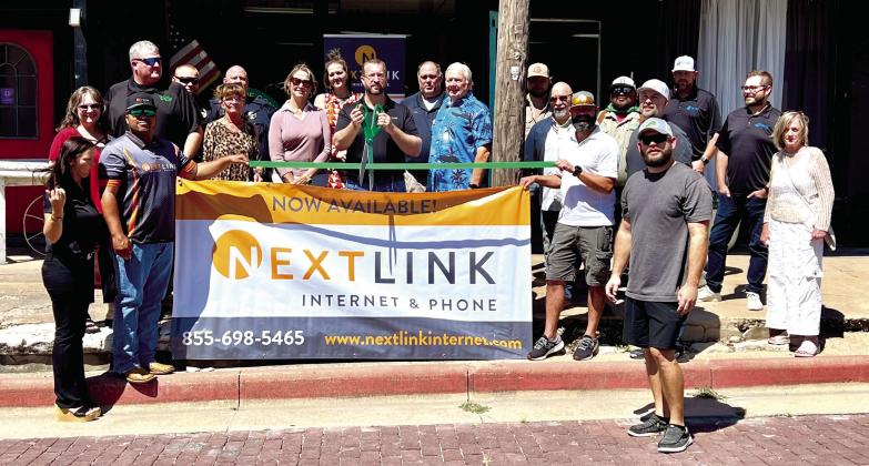 The Dublin Chamber of Commerce recently held a ribbon cutting ceremony for NextLink, an internet and phone provider. For more information on how to join the Dublin Chamber of Commerce call 254300-6263 or go online to ww.dublintxchamber. com. Courtesy photo