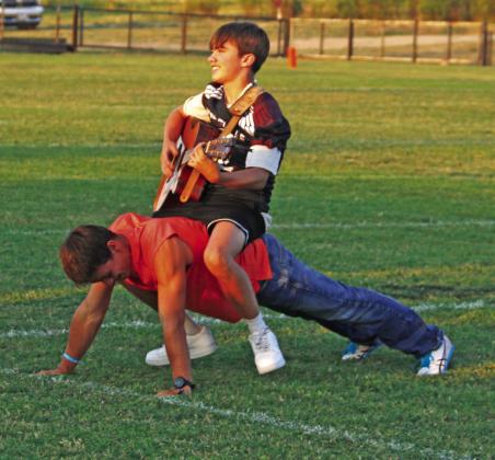 Lingleville hosts Cardinal Pride Night in bye week