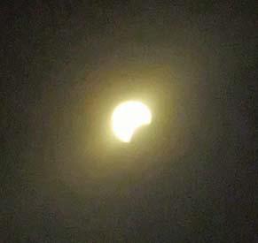 Dublin residents and guests were able to view a total solar eclipse Monday, April 8 for more than a minute at 1:38 p.m. Skies began to dim around 12:40 p.m. as the moon’s shadow crossed the Milky Way’s central star. Paul Gaudette | Citizen staff photos