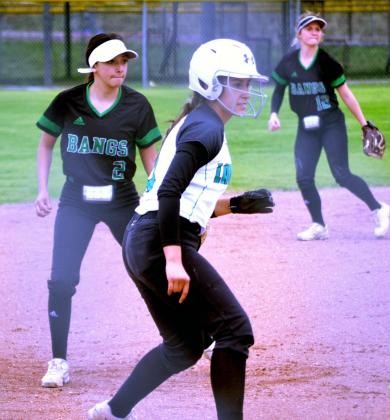 Lady Lions end short softball season
