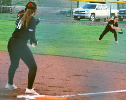 Lady Lions end short softball season