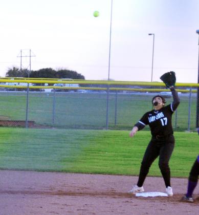 Lady Lions end short softball season
