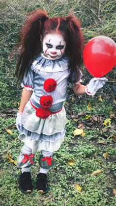 First place went to Hazel Perez as Pennywise from IT. She will receive $25 from the Dublin Chamber of Commerce.