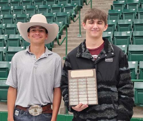 Boys Basketball Offense Alex Teten and Hunter Jones