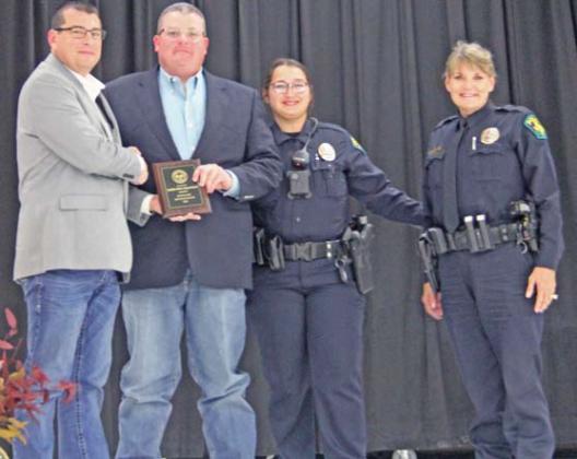 Chamber presents community awards