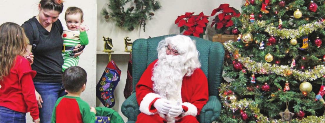 Santa returns to Dublin tonight