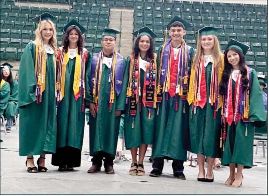 DHS students earn academic awards