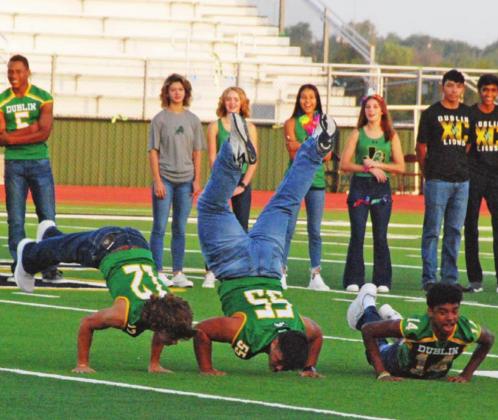 Teams bring moves in pep rally contest