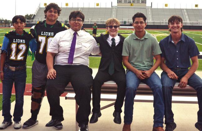 Homecoming king candidates and class representatives line up at the Sept. 11 community pep rally while school administration donned mascot suits and raced for bragging rights. Cedric Ivie, the shark, won by a nose. Paul Gaudette | Citizen staff photos