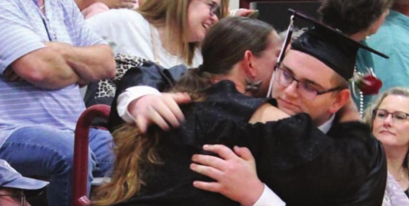 Lingleville graduates Class of 2021