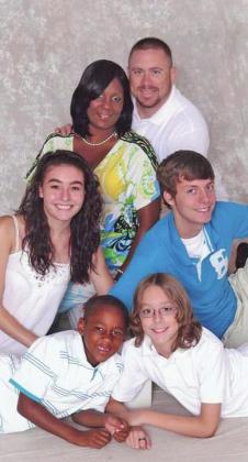 Zack and Chronnia Warren with children