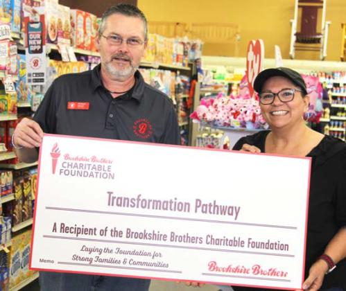 Brookshire Bros. gives community grants