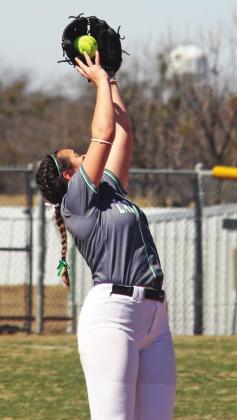 Ladies host Bangs, travel to Brock
