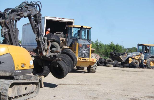 800 tires hit the road