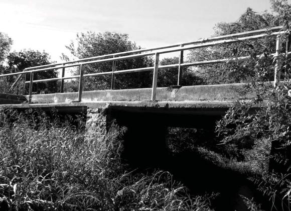 The bridge on the gentle curve from O’Neil to South Park Street was finished in February, 1921. The bricks were added later. Courtesy photo