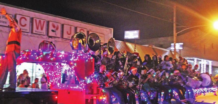 Lighted parade returns