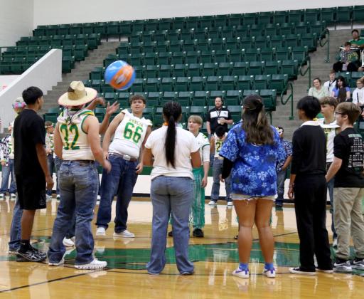 At Dublin High School’s first pep rally of the season Friday, Aug. 28, students play hot potato with a beach ball as they try to stay in the game. Right, students cheer loudly at the spirit chant for each grade level. For more photos see the Dublin Citizen’s Facebook page. Wyndi Veigel-Gaudette | Citizen staff photo