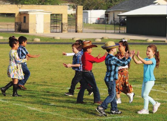 Dublin Elementary students