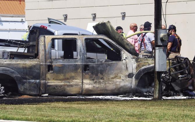 Fire impedes traffic on Washington