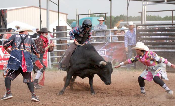 RIDE ’ EM, COWGIRL!