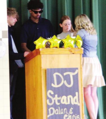 DHS Juniors host Mother-Son Dance
