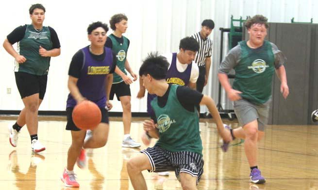Dublin JV basketball boys recover the ball in a home game against Early Monday, June 23. The team split wins, beating Comanche 46-36 and Huckabay 66-64 and losing to Early 38-47 and Brownwood 40-50. Paul Gaudette | Citizen Staff Photo