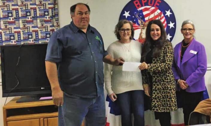 Elks Lodge present grant to CASA