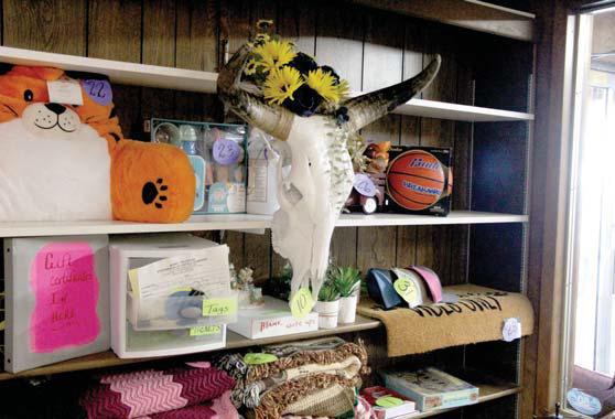 Round-up auction Oct. 21