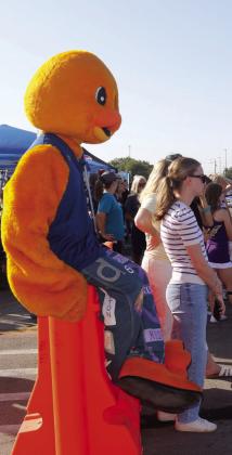 Oscar P awaits the reopening Wyndi Veigel- Gaudette | Citizen staff photo