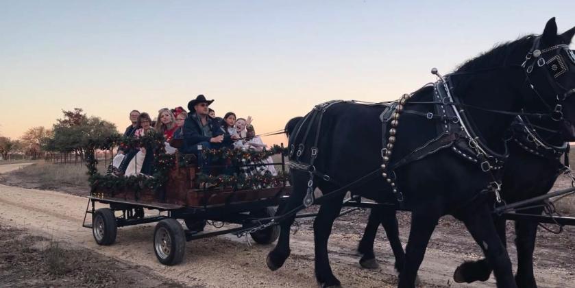 Morning Star Ranch hosts annual Christmas Caroling night