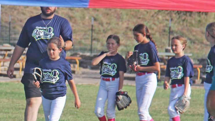 All smiles for Saturday softball