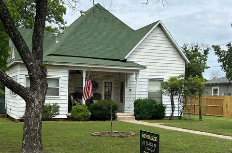 RD awards homes