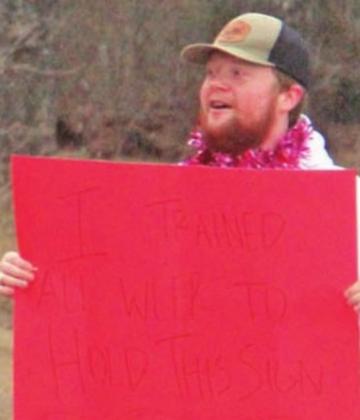 Love Run draws cold, caring crowd