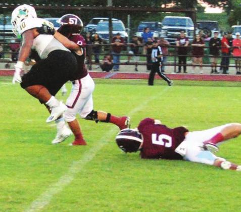 Lions pen Bearcats in opening win