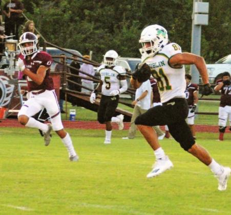 Lions pen Bearcats in opening win