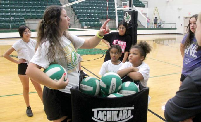 Lady Lions bump up practice