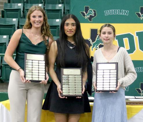 Volleyball Awards Outstanding Defensive Player Derby Kukla, Most Valuable Player Ingrid Hernandez and Outstanding Offensive Player Emma Mitchell