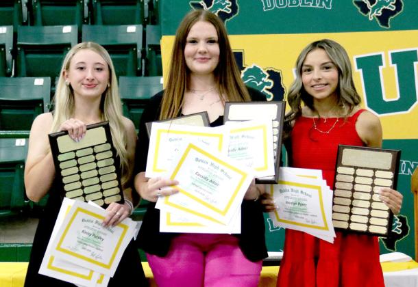 Softball Outstanding Pitcher Kinley Pursley, Most Valuable Player and Outstanding Offense Cassidy Adair, Outstanding Defense Jocelyn Perez