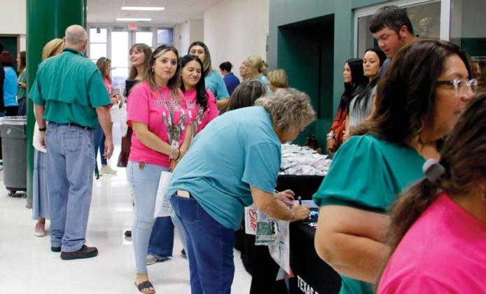 Welcome back DISD employees!