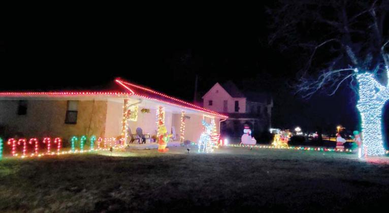 504 N. Patrick received third place in the annual Christmas decorating contest. The sponsors thank everyone throughout Dublin for helping spread holiday cheer this year and encourage everyone to enter again next year. Wyndi Veigel-Gaudette | Citizen staff photo