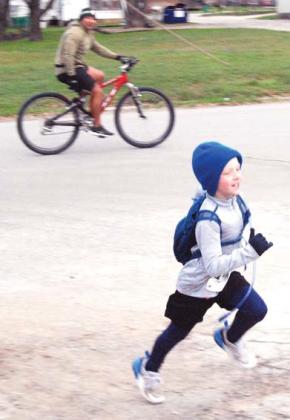 80+ runners shuffle in Shamrock