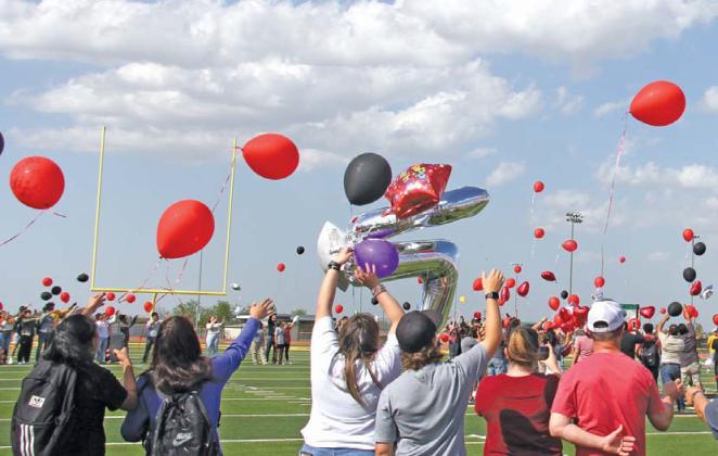 DISD remembers Big Eddie On Monday, April 11, a crowd of parents, students, and Dublin ISD staff gathered on Bob and Norma Cervetto Field to release balloons in honor of DHS student Eddie Hernandez’s 16th birthday. Hernandez was lost in a two-vehicle accident Thursday, April 7 on Highway 67. The sudden loss led to many impromptu events for his grieving classmates.