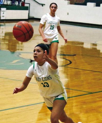Dublin varsity Lady Lion rushes to receive a pass during the Friday, Jan. 16 home game against Early. Paul Gaudette | Citizen staff photo