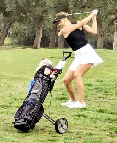 DHS golfers swing into district play