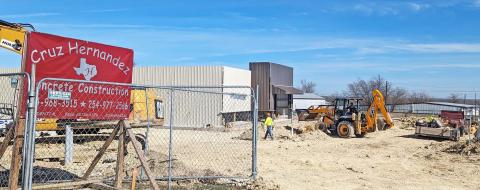 Walls go up at DG Market