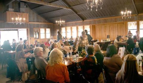 Hundreds of women attended the inaugural Women Empowering Women Summit hosted by the Dublin Chamber of Commerce and Comanche Chamber of Commerce. Massey’s ViewWorks | Courtesy photo